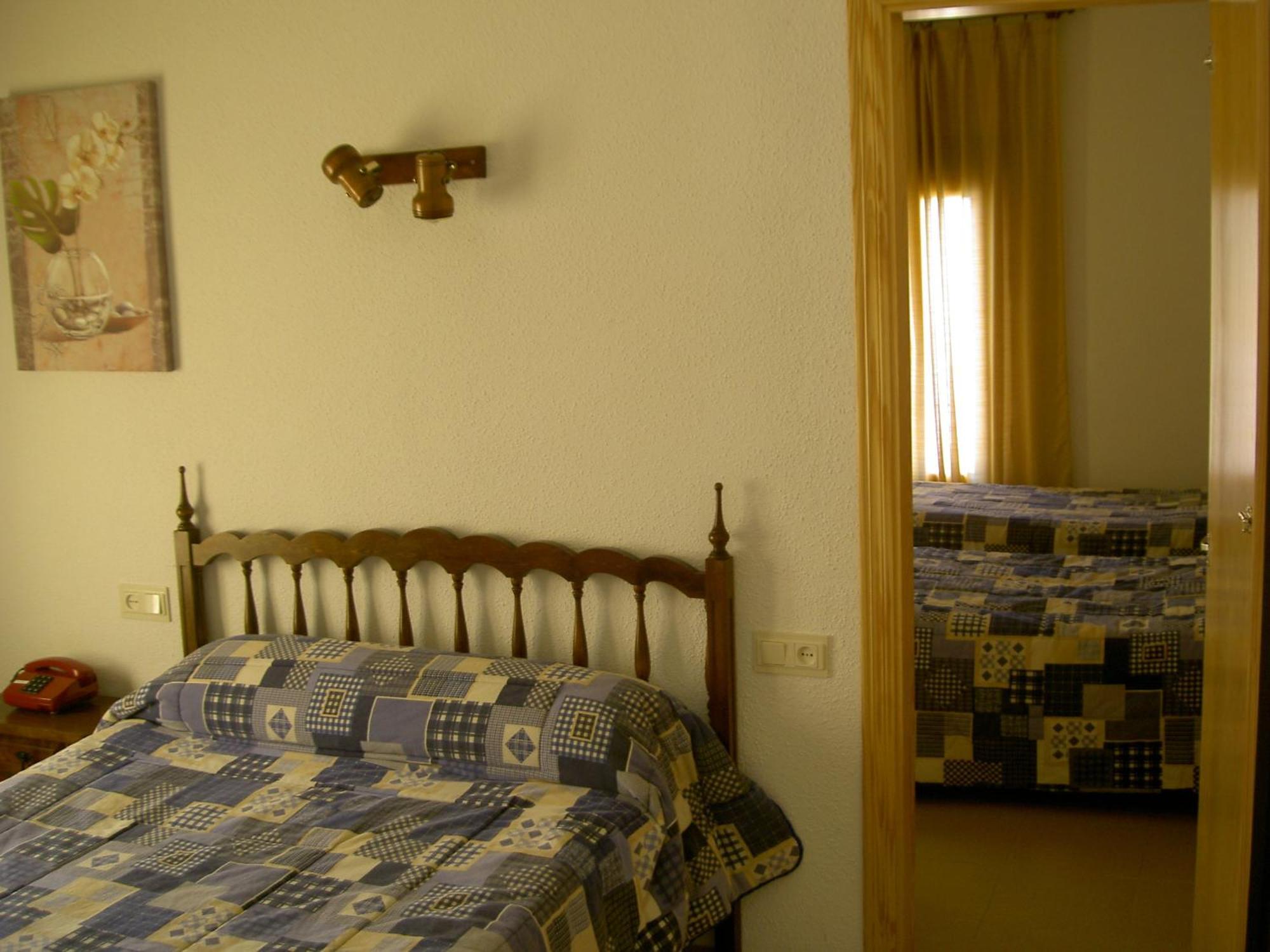 Hotel Alvarez Tuéjar Eksteriør bilde