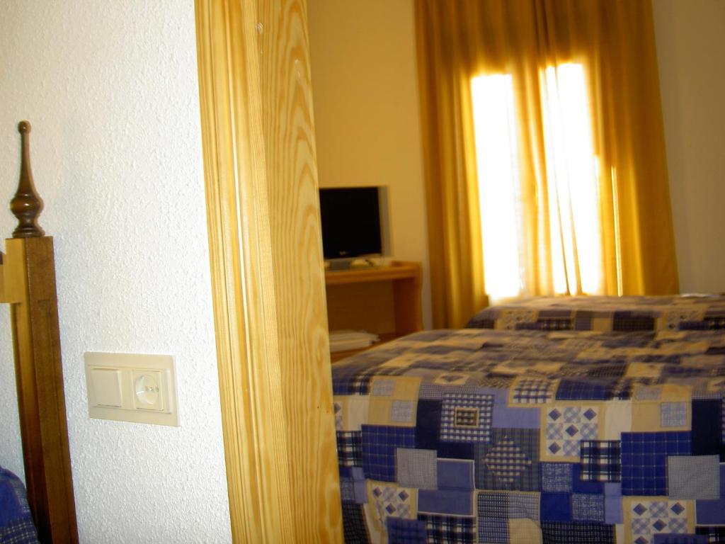 Hotel Alvarez Tuéjar Rom bilde